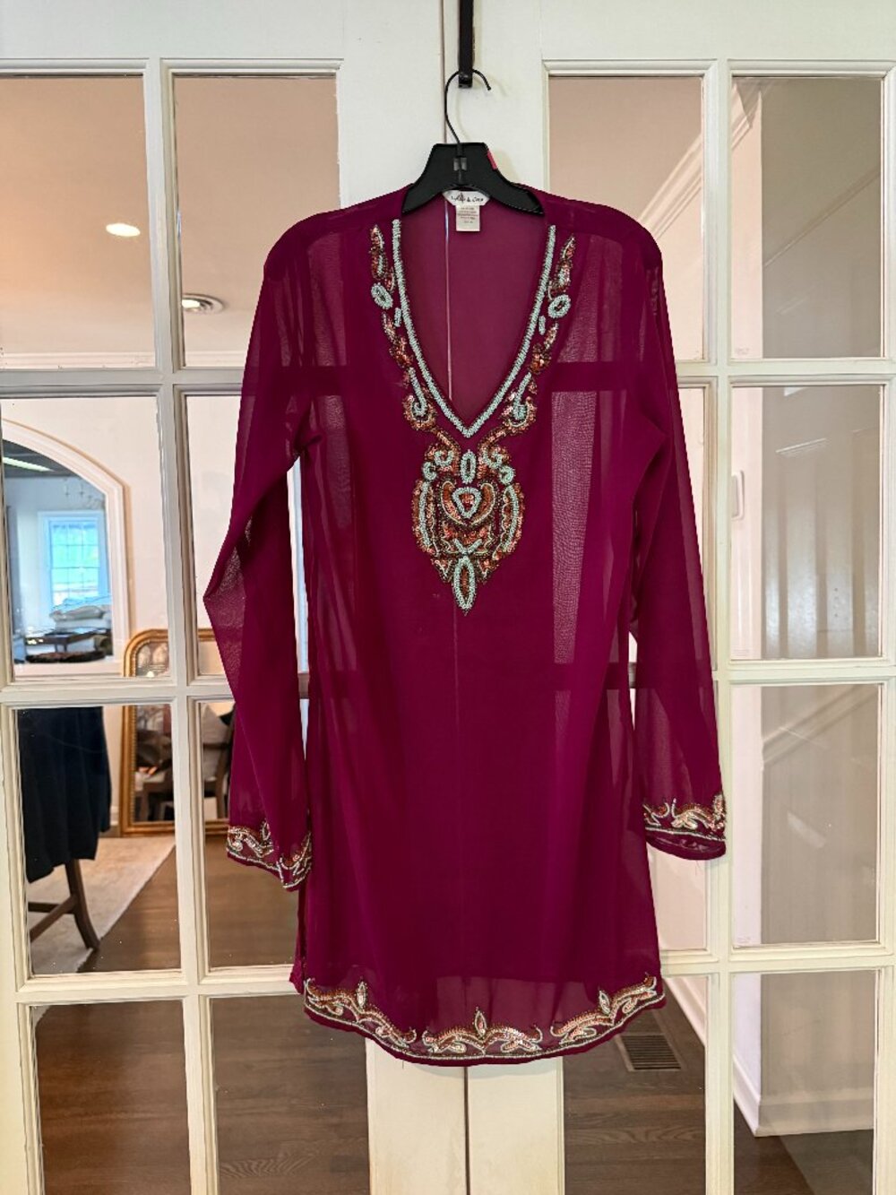 Lucky and Coco beach cover up, M